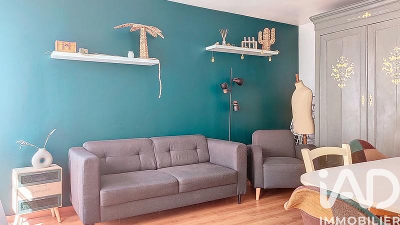 Maison - 225 m² - 10 pièces