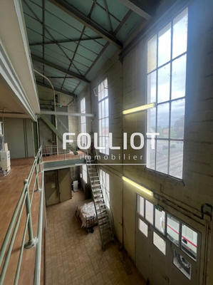 Local d'activité / Entrepôt - 441 m²