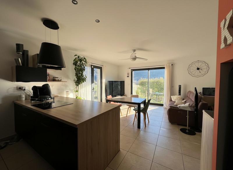 Maison - 86 m² - 5 pièces