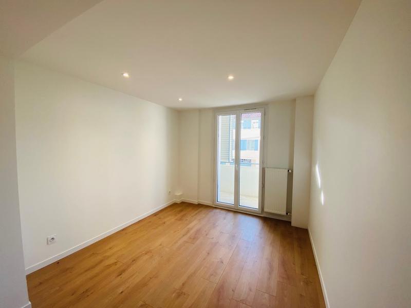 Appartement - 106 m² - 5 pièces