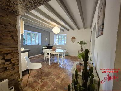 Maison - 138 m² - 5 pièces