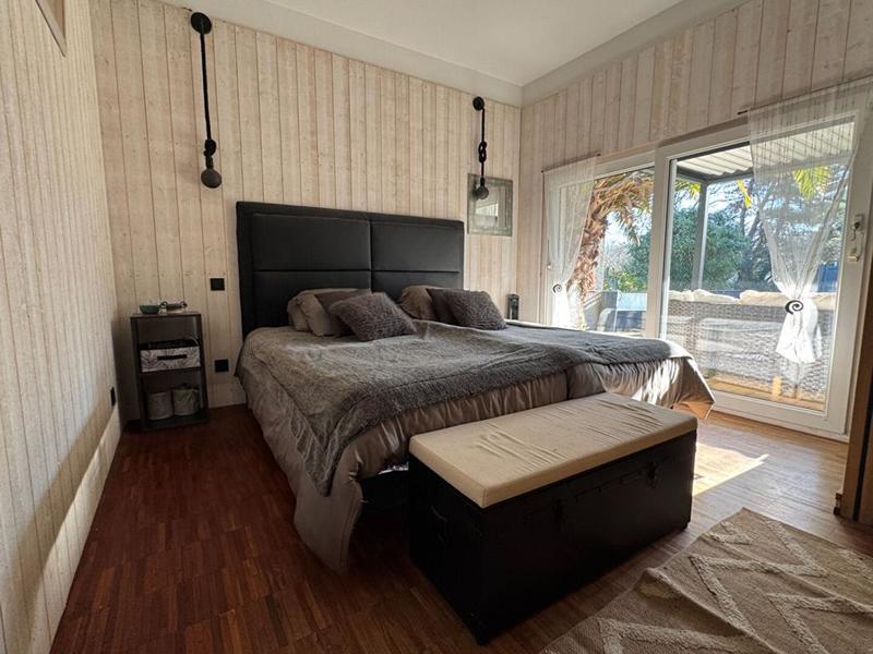 Maison - 354 m² - 11 pièces