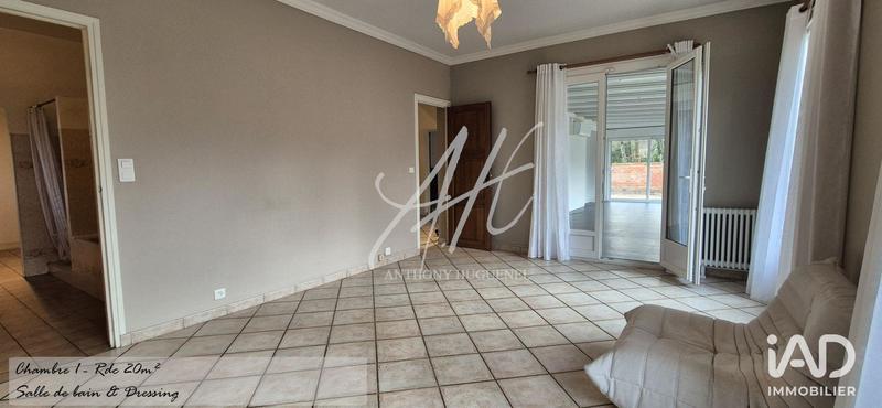 Maison - 256 m² - 6 pièces