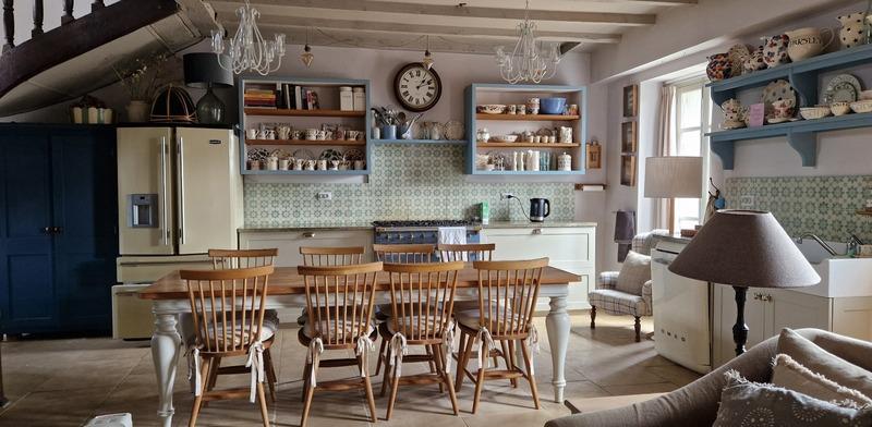 Château - 320 m² - 9 pièces