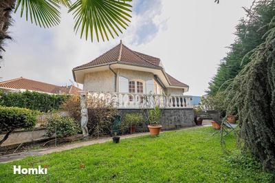 Maison - 127 m² - 6 pièces