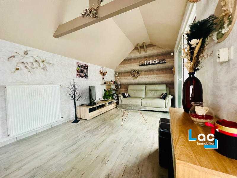 Maison - 102 m² - 6 pièces