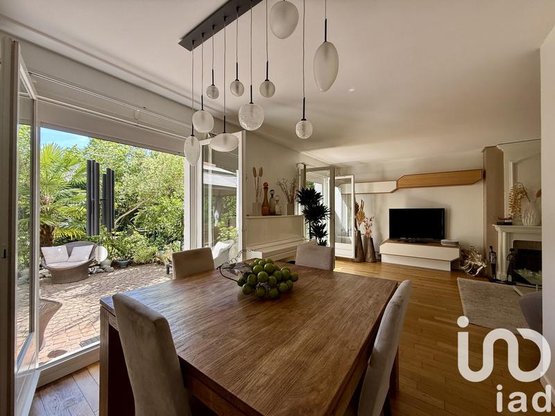 Maison - 127 m² - 6 pièces