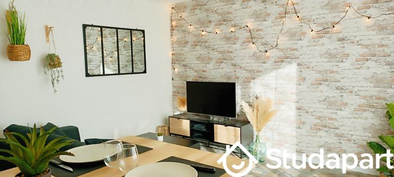 Chambre - 11 m² - 1 pièce