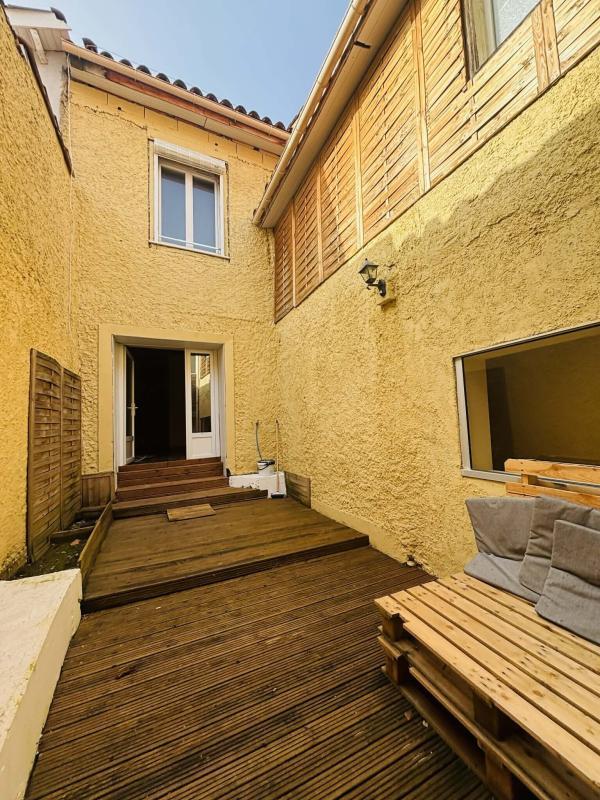 Immeuble - 168 m² - 6 pièces