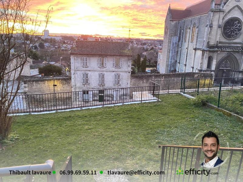 Maison - 103 m² - 4 pièces