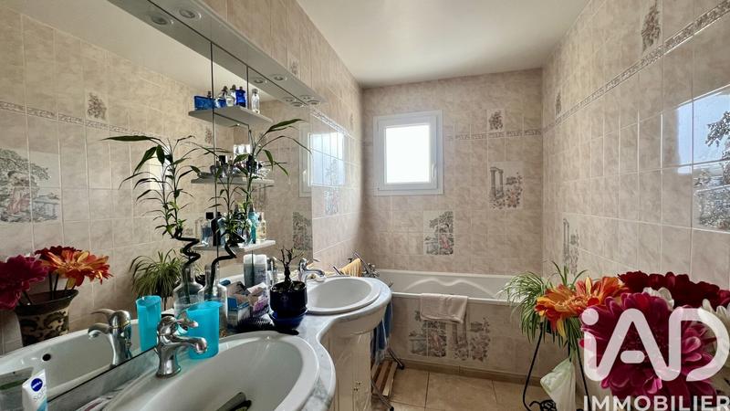 Maison - 120 m² - 6 pièces