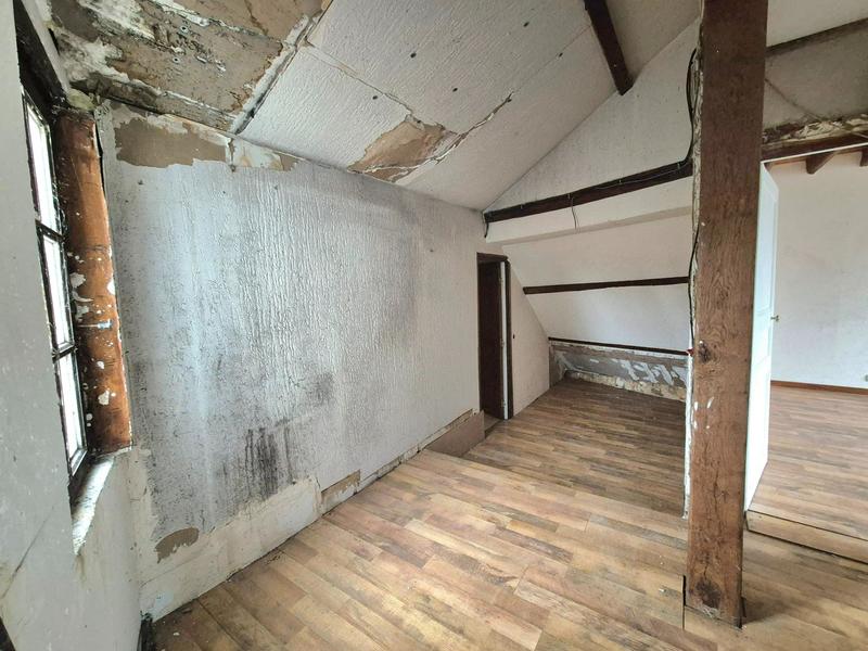 Maison - 185 m² - 6 pièces