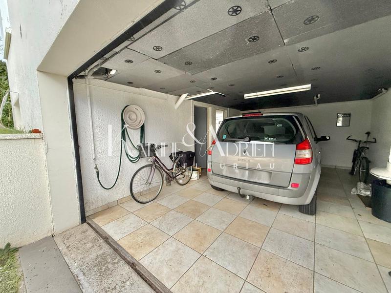 Maison - 94 m² - 5 pièces