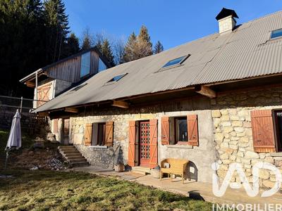 Maison - 128 m² - 4 pièces