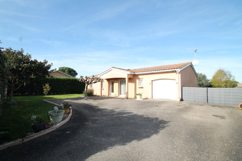 Maison - 93 m² - 4 pièces