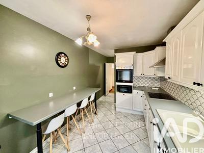 Appartement - 96 m² - 5 pièces