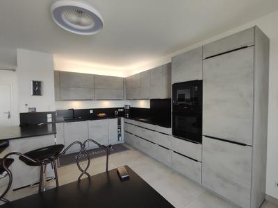 Appartement - 96 m² - 4 pièces