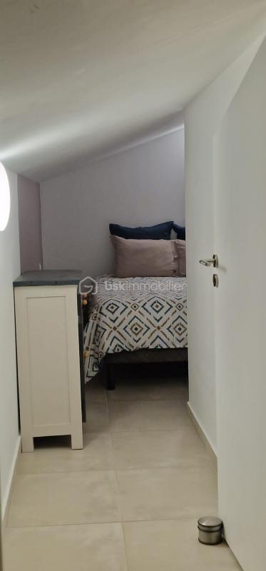 Maison en pierre - 263 m² - 11 pièces