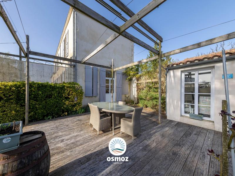 Maison - 450 m² - 14 pièces