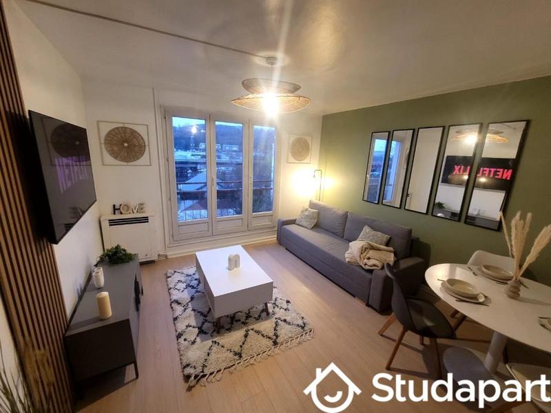 Maison - 60 m² - 4 pièces