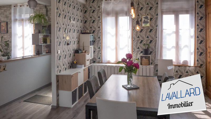 Maison - 110 m² - 6 pièces