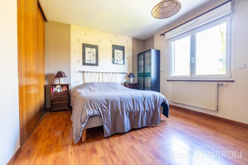 Maison - 137 m² - 5 pièces