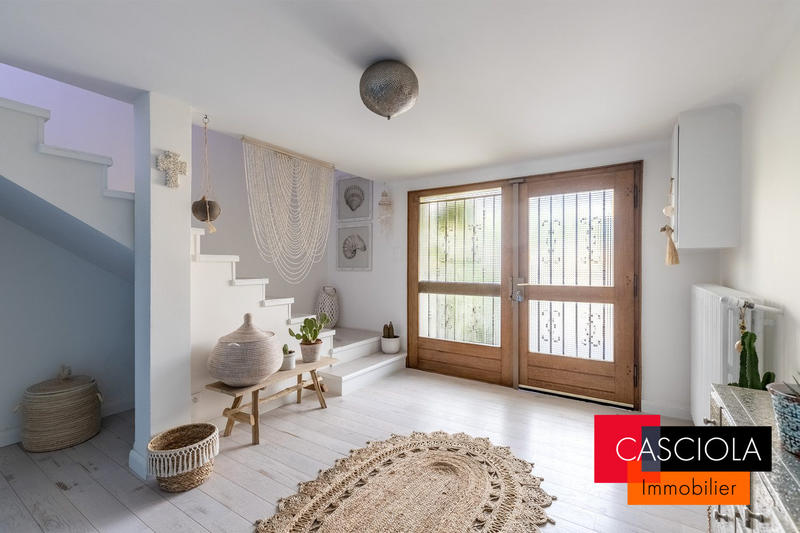 Maison - 133 m² - 6 pièces