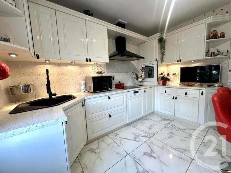 Pavillon - 84 m² - 4 pièces