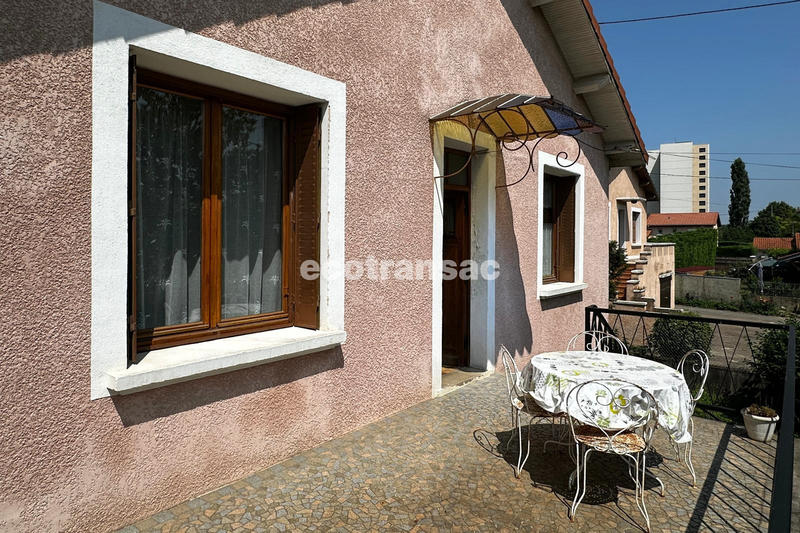 Maison - 202 m² - 4 pièces