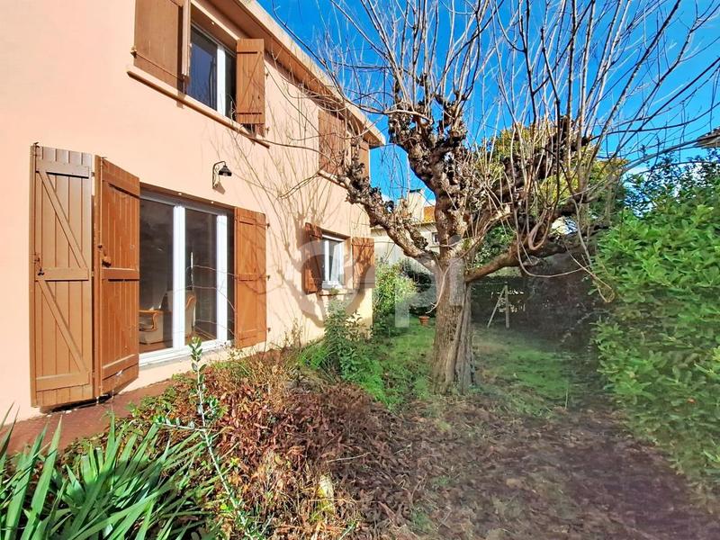 Maison - 80 m² - 4 pièces