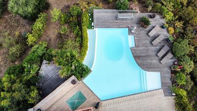 Appartement sur toit - 306 m² - 8 pièces