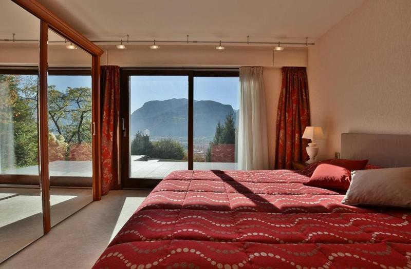 Maison d'architecte - 380 m² - 7 pièces