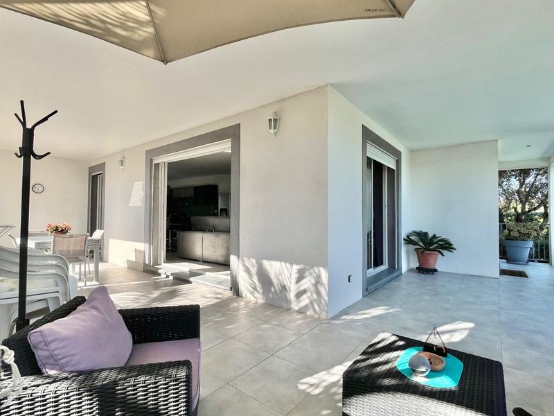 Maison - 114 m² - 4 pièces