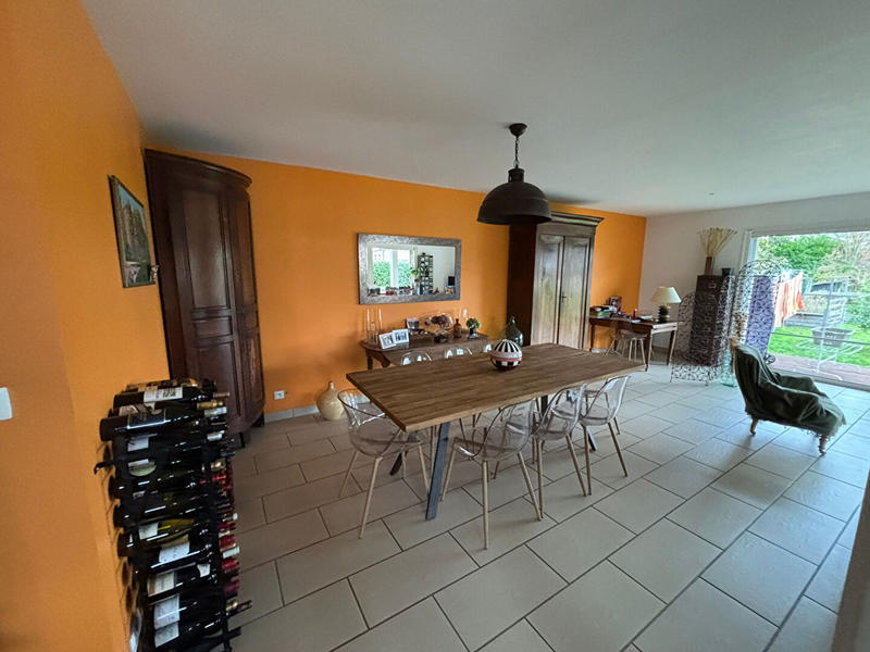 Maison - 183 m² - 10 pièces