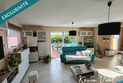 Maison - 104 m² - 5 pièces