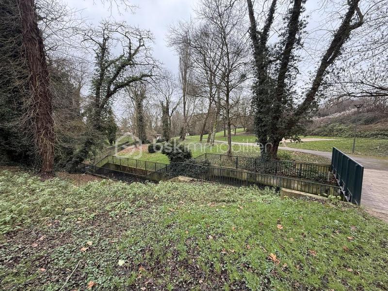 Maison - 91 m² - 5 pièces