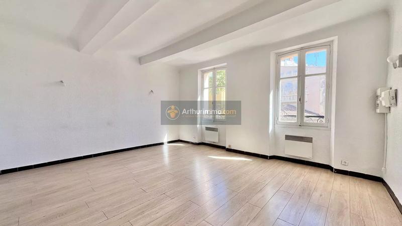 Immeuble - 7 pièces