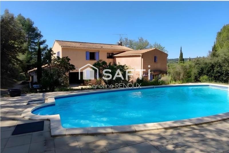 Maison - 220 m² - 9 pièces