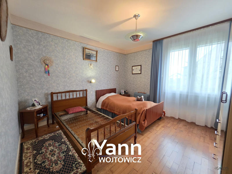 Maison - 96 m² - 5 pièces