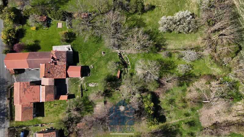 Maison - 258 m² - 9 pièces