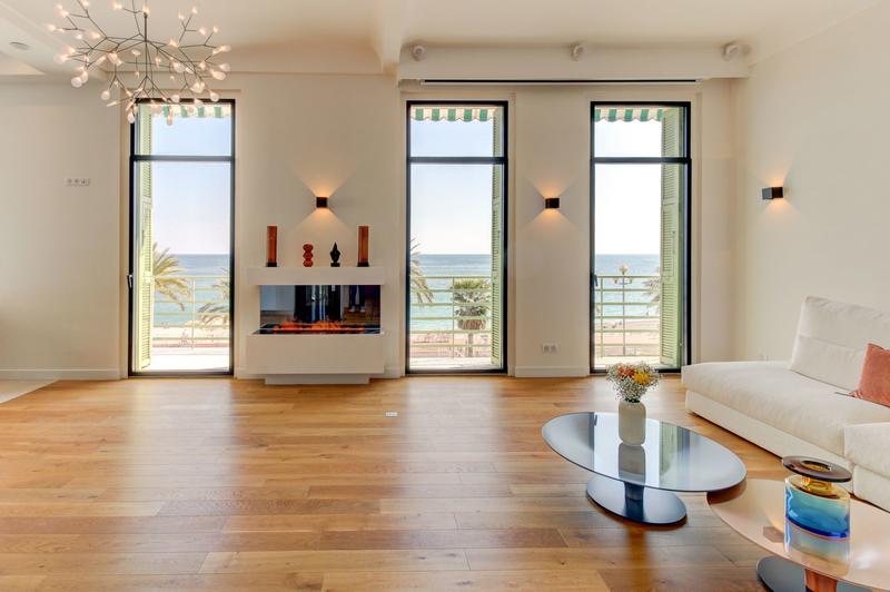 Appartement - 192 m² - 5 pièces