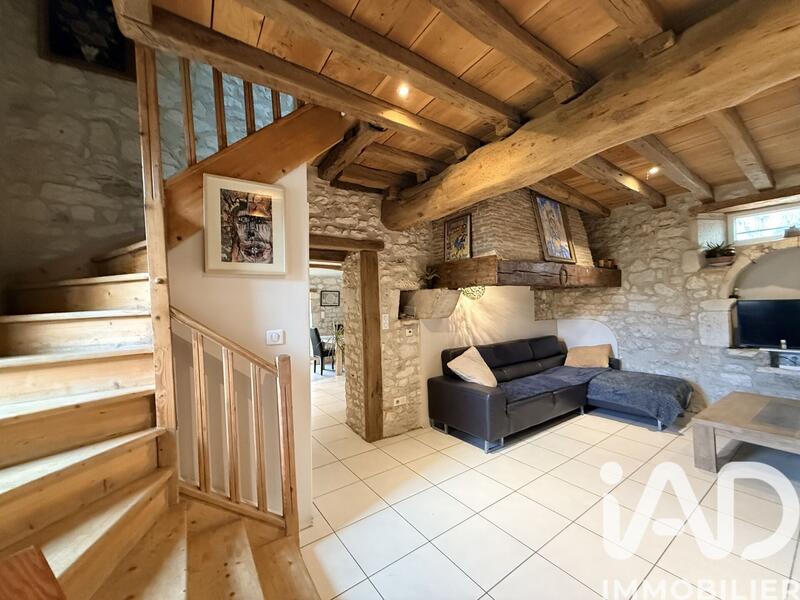 Maison de village - 80 m² - 4 pièces