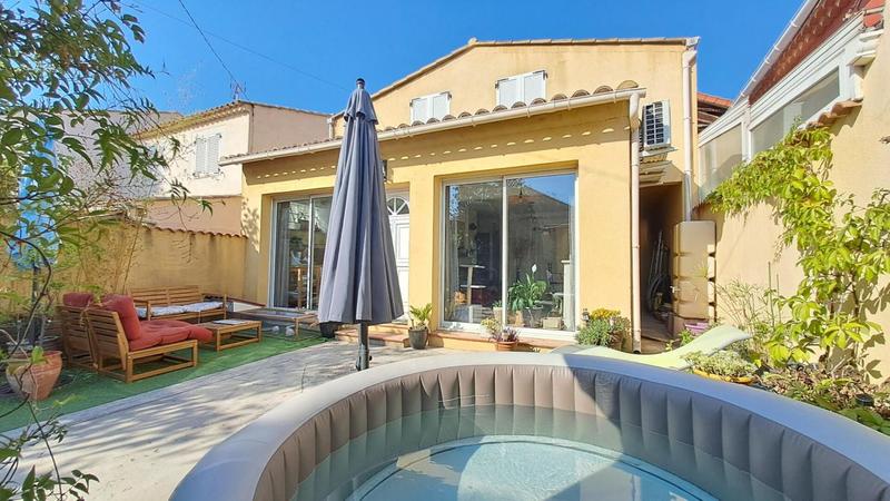 Maison - 95 m² - 5 pièces