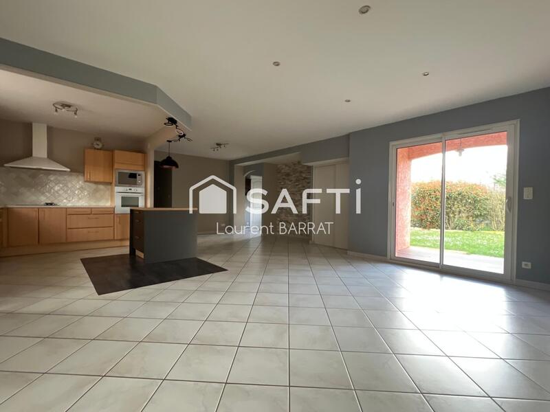 Maison - 135 m² - 6 pièces