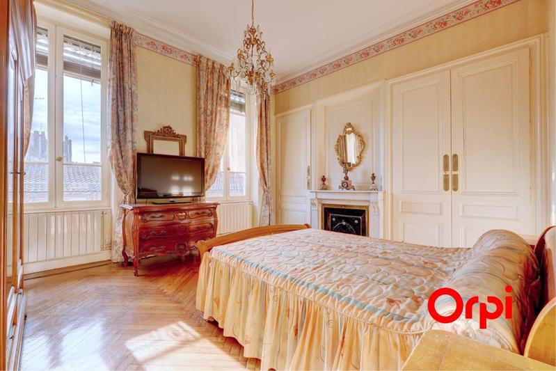 Appartement - 122 m² - 4 pièces