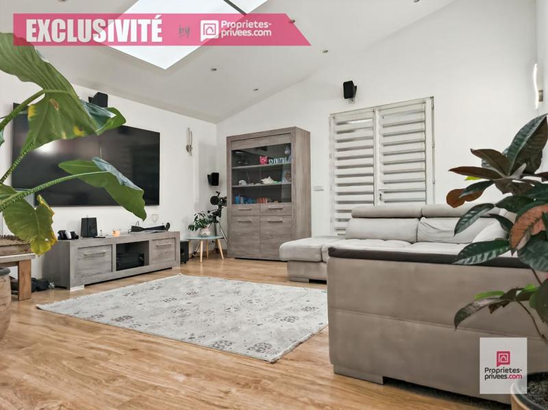 Maison - 170 m² - 8 pièces