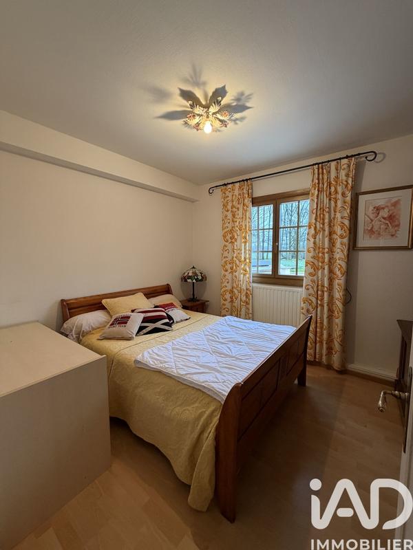 Maison - 245 m² - 9 pièces