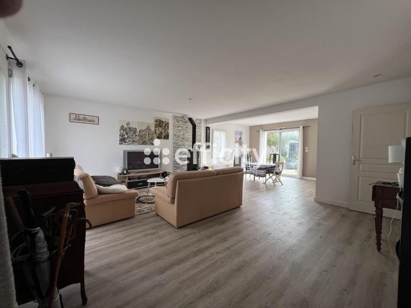 Maison - 140 m² - 7 pièces