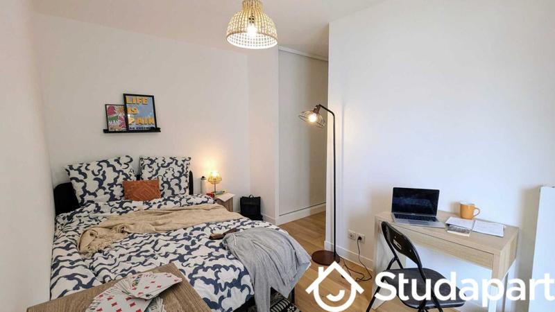 Chambre - 20 m² - 1 pièce