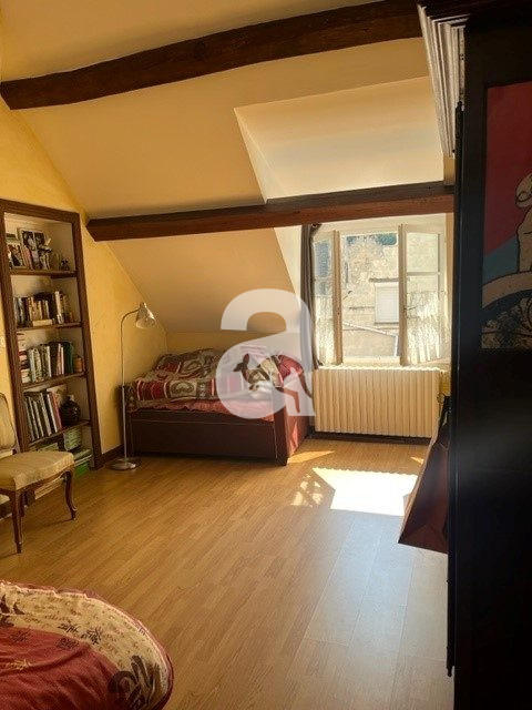 Maison - 152 m² - 7 pièces